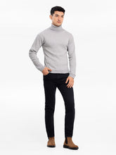 LIGHT GREY HICK NECK